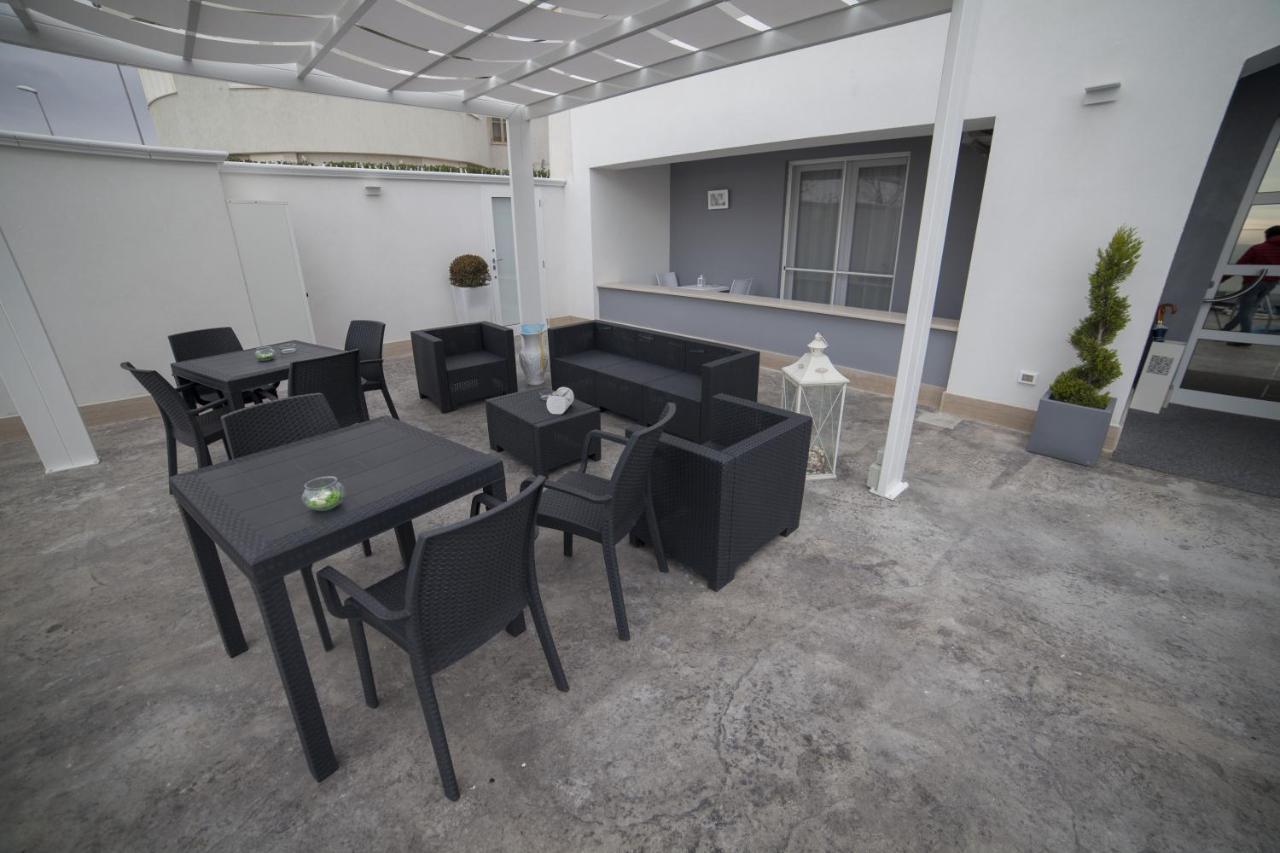 Residence Del Sole 만프레도니아 외부 사진