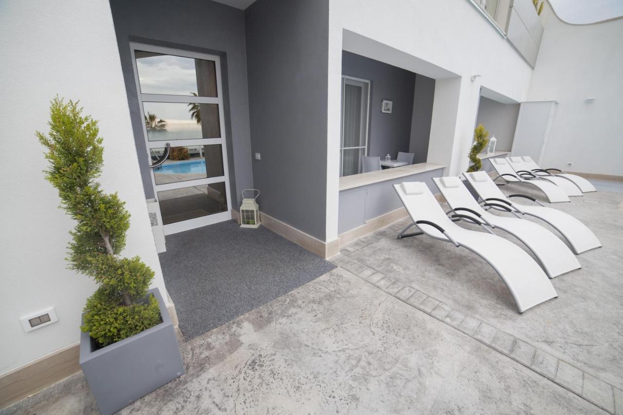 Residence Del Sole 만프레도니아 외부 사진