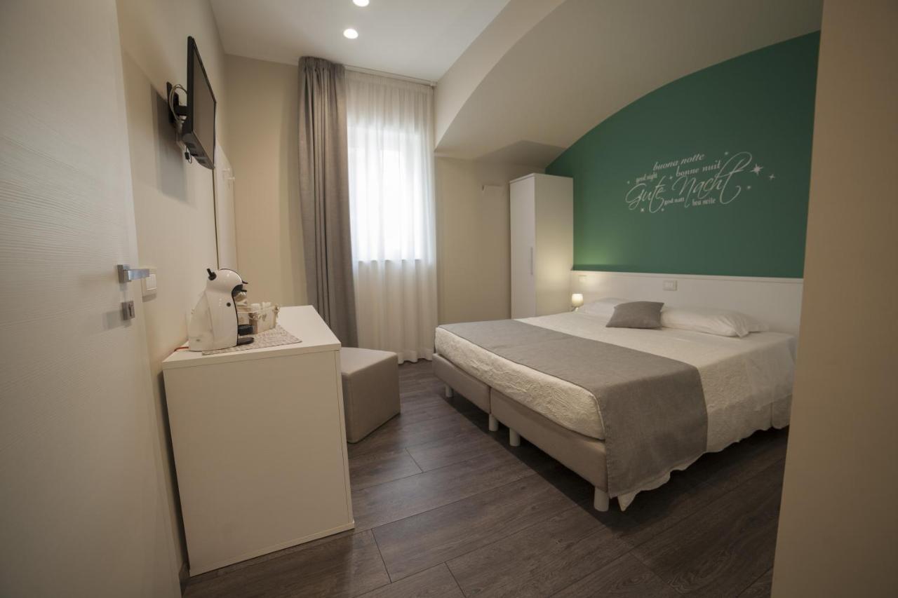 Residence Del Sole 만프레도니아 외부 사진